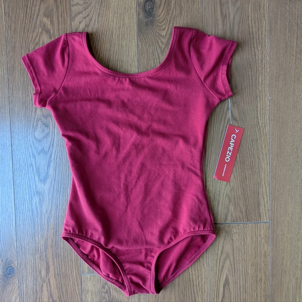 Capezio CC400C Short Sleeve Leotard Garnet Children's Medium NWT